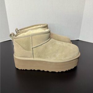 UGG Classix Ultra Mini Platform